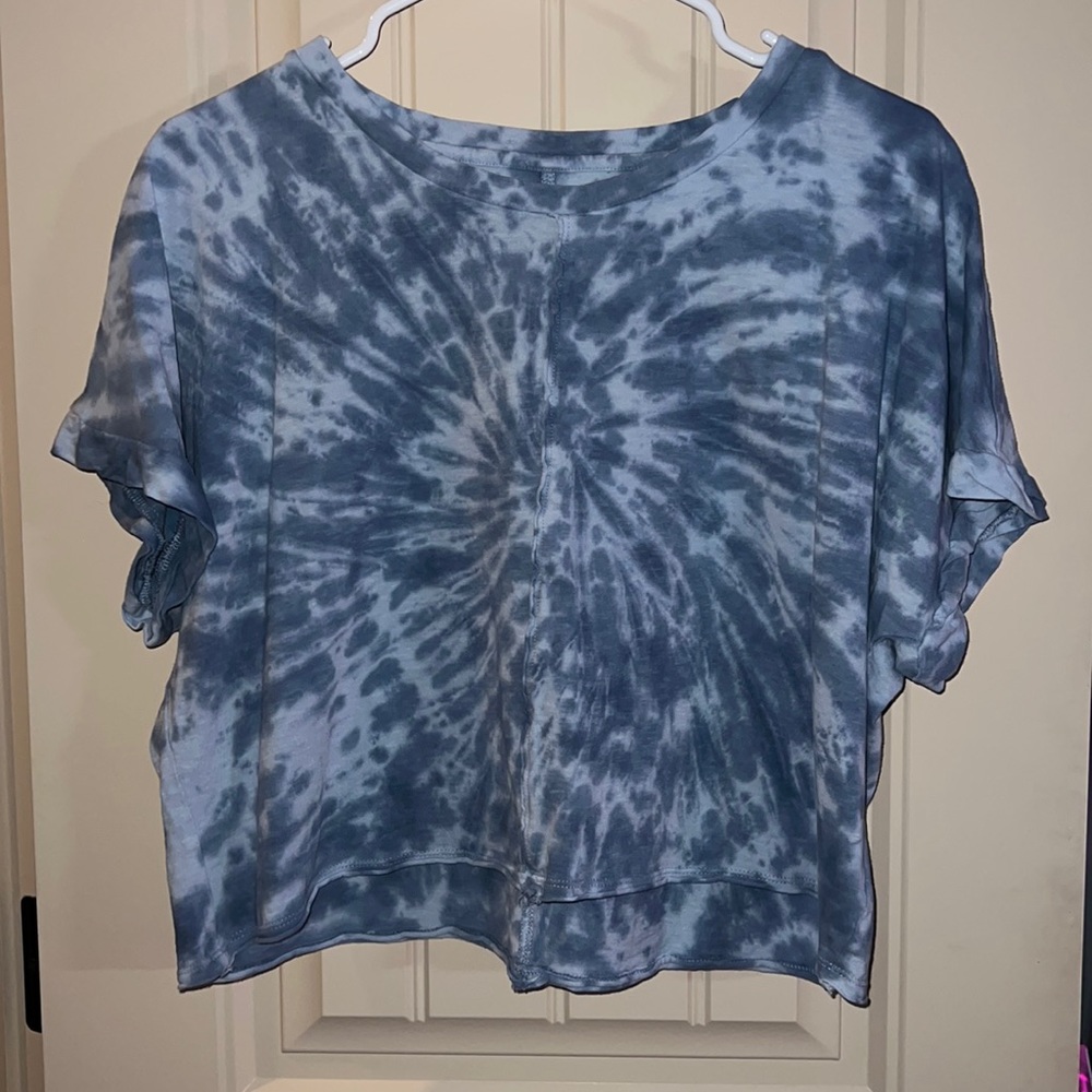 American Eagle shirt • size xs